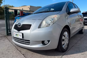 Toyota Yaris 1.3 5 porte Sol 45 mila KM
