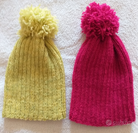 Cappelli fatti ai ferri nuovi