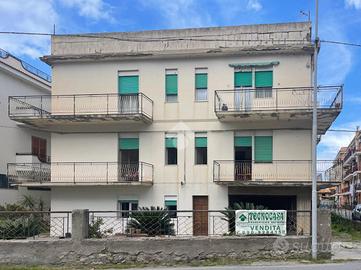 4 LOCALI A FALCONE
