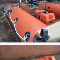 Vendo gommone compreso carrello , motore 25cv