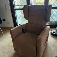 Poltrona elettronica ortopedica