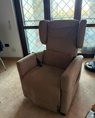 Poltrona elettronica ortopedica