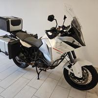 moto ktm 1290