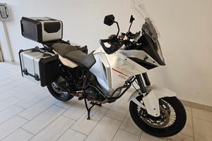 moto ktm 1290