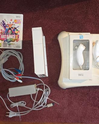 NINTENDO WII con ACCESSORI, PEDANA e GIOCHI