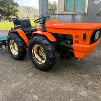 Trattore stradale GOLDONI con fresa