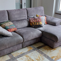 Divano con chaise longue