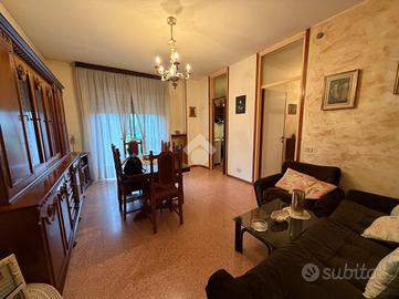 3 LOCALI A OSIO SOTTO