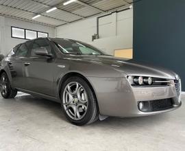Alfa Romeo 159 1750 TBi Sportwagon Distinctive 200