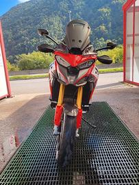 Multistrada v4 pikes peak 