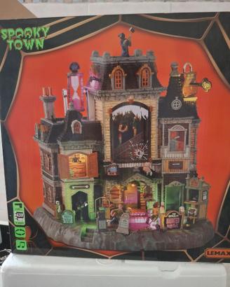 Spooky town lemax