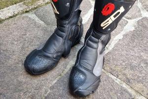 moto abbigliamento accessori