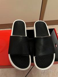 Nike Benassi Slide Lux