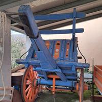 Carro antico in legno