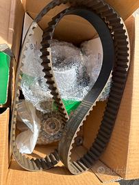 Kit distribuzione pompa acqua Ford Fiesta 1.4 tdi