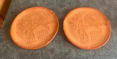 Piatti pizza in terracotta