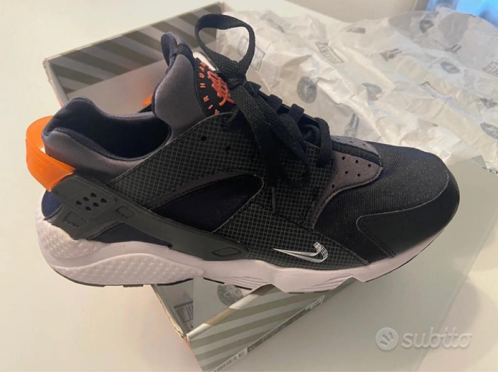 Nike huarache outlet nere e verdi