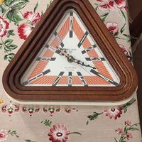 Orologio in legno vintage 