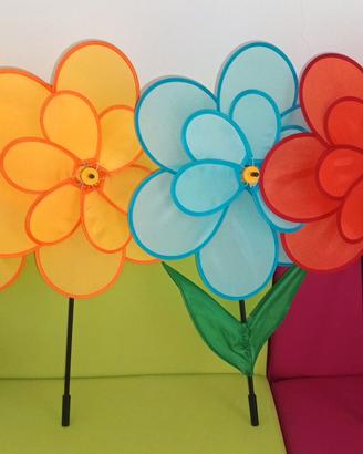 Lotto girandole e peluches floreali