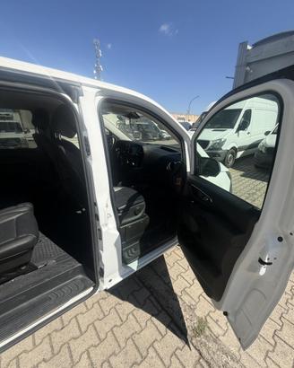 privato autocarro Vito cambio automatic