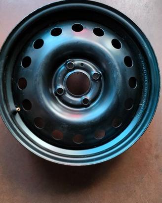 4 cerchi ruota in ferro Fiat da 15