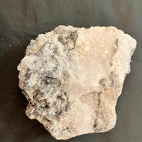 Anidrite: minerale da collezione.