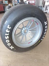 Gomme slick Hoosier