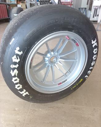 Gomme slick Hoosier