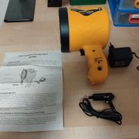 Faro portatile alogeno ricaricabile