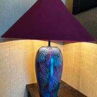 Lampada da tavolo floreale