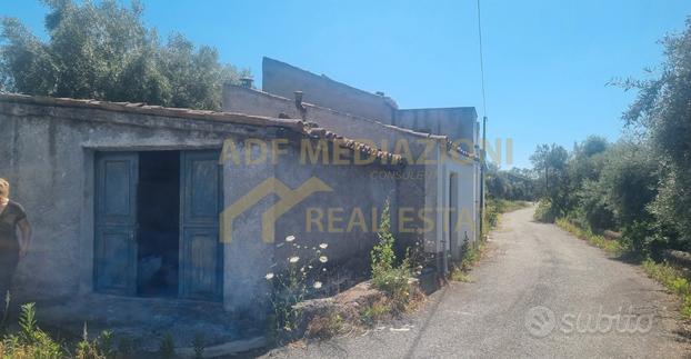 Terreno Con Casa Accatastata