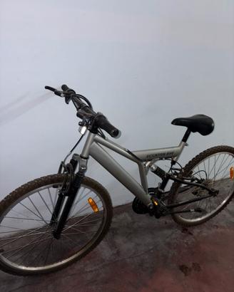 BICI MOUNTAIN BIKE
