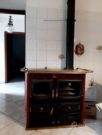 Stufa a legna di Castellamonte