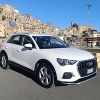 Audi Q3 35 TDI S tronic Business Advanced