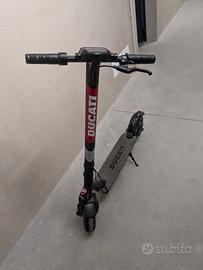Monopattino elettrico Ducati