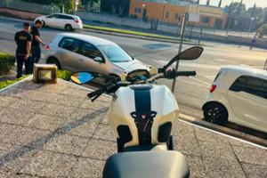 DUCATI Monster 696 TUTTO INCLUSO ANCHE PASSAGGIO