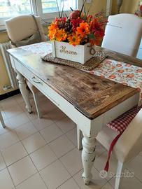 tavolo da cucina in stile shabby chic