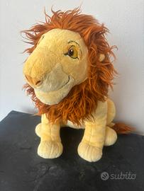 Peluche Re Leone SIMBA adulto Disney Store