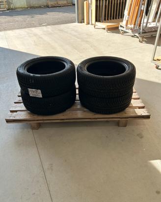 Gomme invernali kumho 245/50 R18 derivazione x3bmw