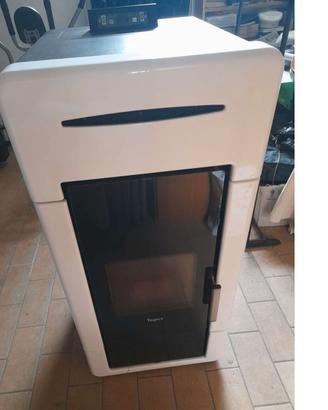 Idrostufa a pellett