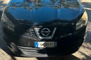 NISSAN QASHQAI 2012 Leggere bene le info