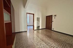 4 LOCALI A SAVONA
