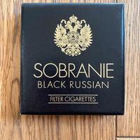 Scatola vuota di sigarette Sobranie “Black Russian