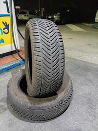 2 gomme 4 stagioni 215/60 R17