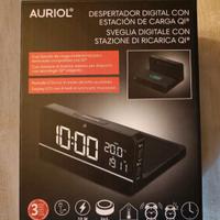 Sveglia con slot ricarica