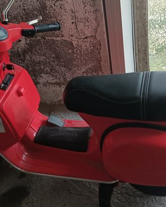 Vespa px piccola a batteria 