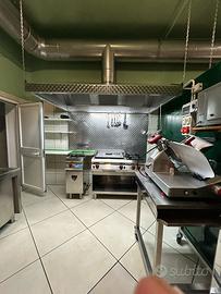 Panineria hamburgeria piadineria