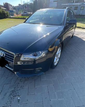 AUDI A4 avant TDI 1,9 cambio automatico