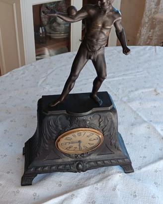 orologio da mensola antico in bronzo o spelter