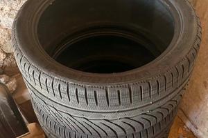 Gomme invernali Michelin Pilot Alpin